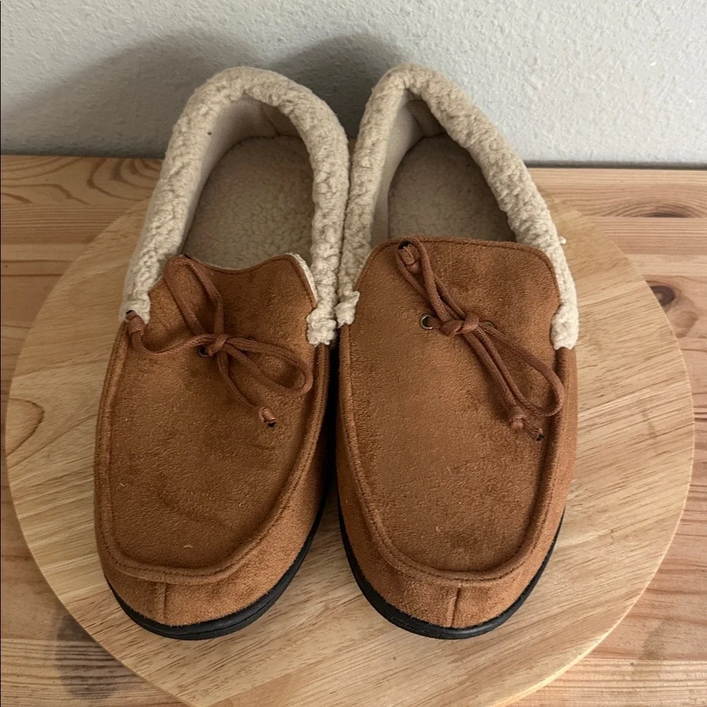 Men's Vincent Microsuede Moccasin Slipper with Sherpa Spill